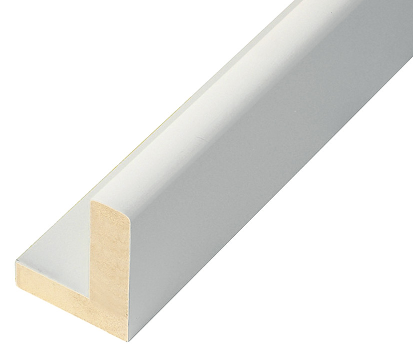 Corner sample of moulding 585BIANCO - C585BIANCO