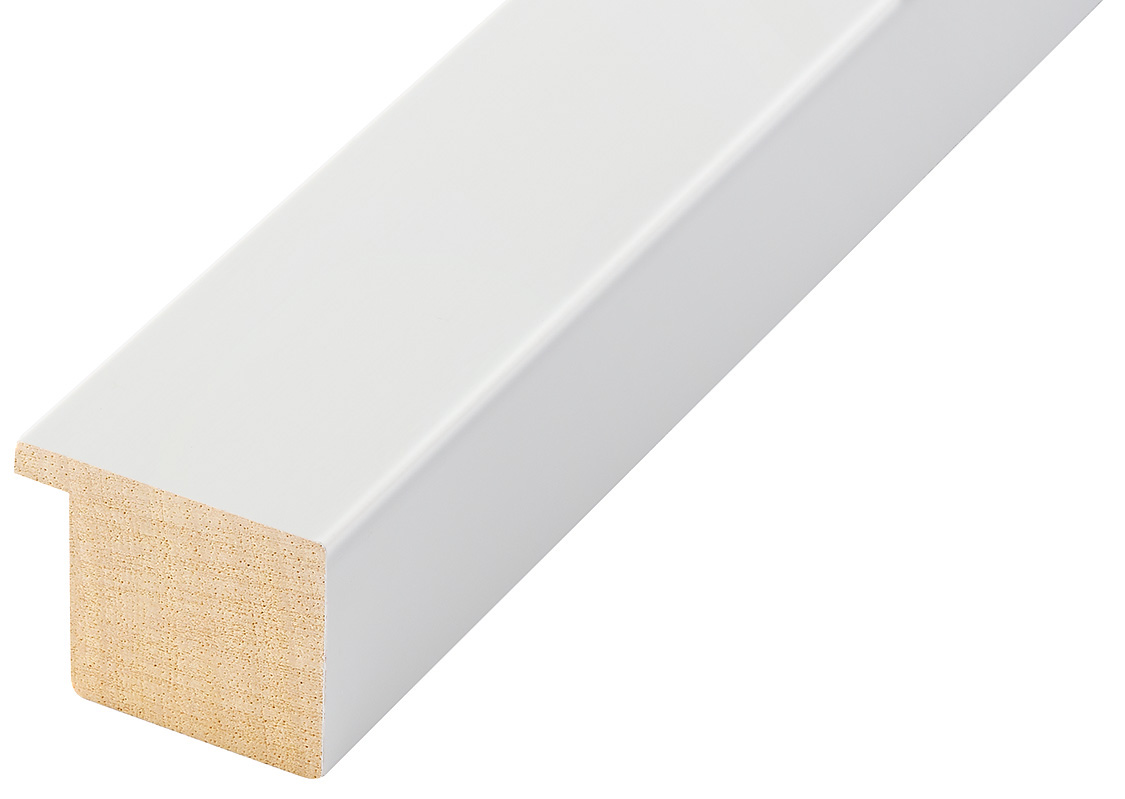 Moulding ayous, width 40mm height 32 - matt white - 740BIANCO